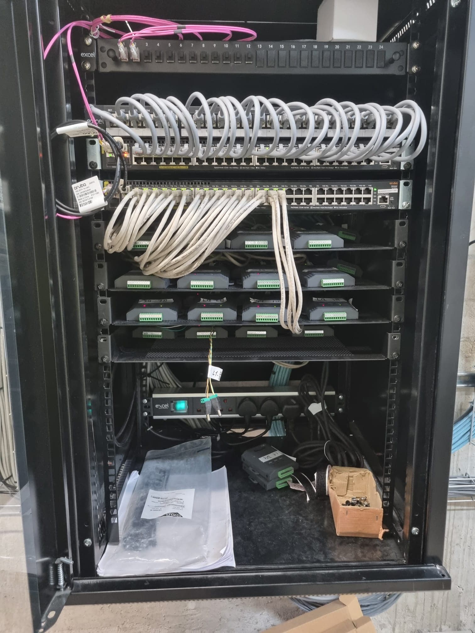 Network rack with Aruba switch and industrial modules
